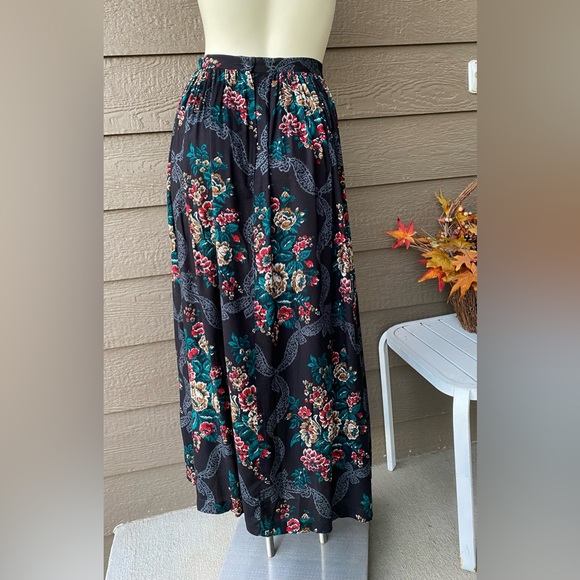 Leslie Lucks vintage floral print gathered maxi skirt, high waist skirt, size 4 - Picture 4 of 12